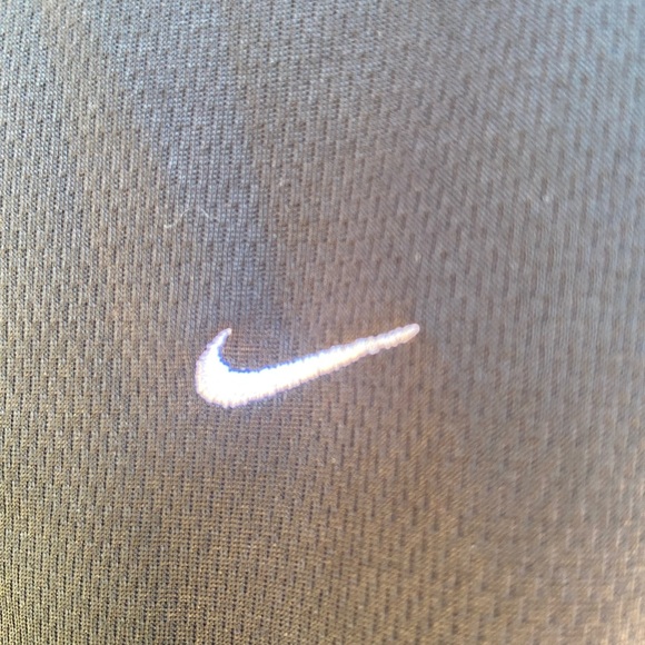 Nike Women’s Long Sleeve Dri-Fit Top - Picture 3 of 6